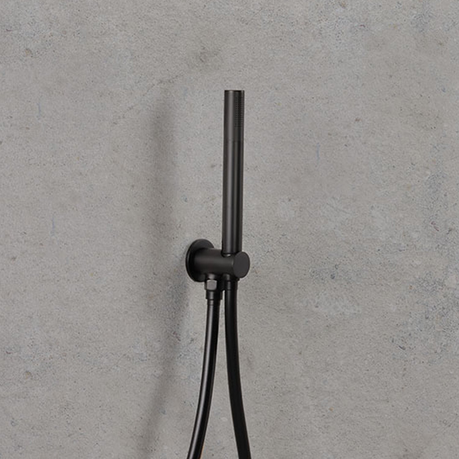 Kit doccia tondo completo di doccetta Judy presa acqua e flessibile nero opaco Ares by CeramicStore | Lo specialista del tuo bagno