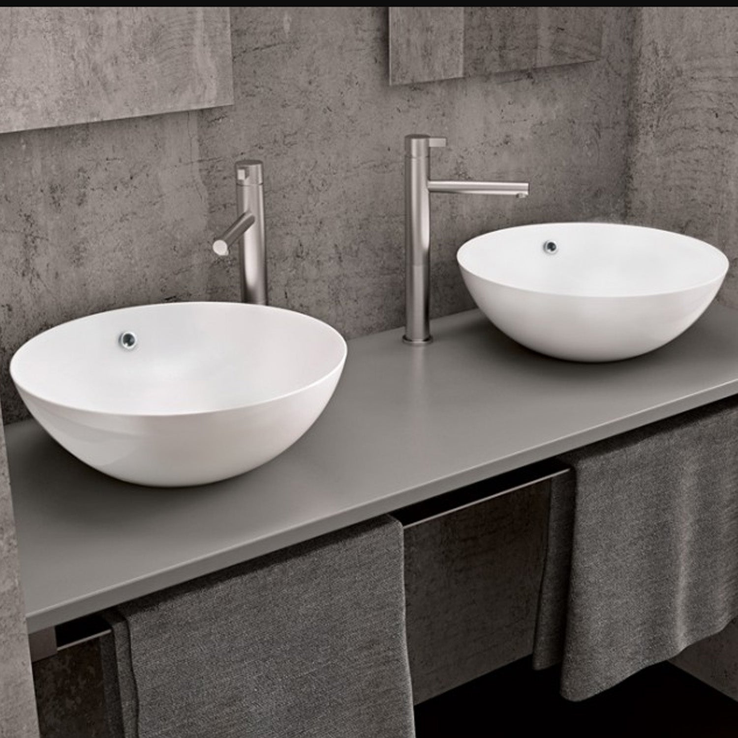 Lavabo da appoggio Althea modello Kassel 43 cm
