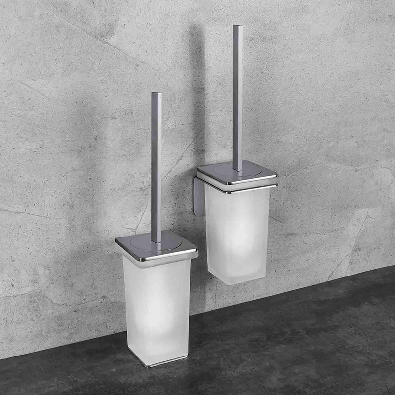 Porta scopino satinato con biadesivo collezione Over di Colombo Design by CeramicStore | Lo specialista del tuo bagno