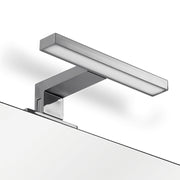 Lampada Led per specchio da 18 cm con attacco universale modello Madeira di Gedy - Cromato by CeramicStore | Lo specialista del tuo bagno