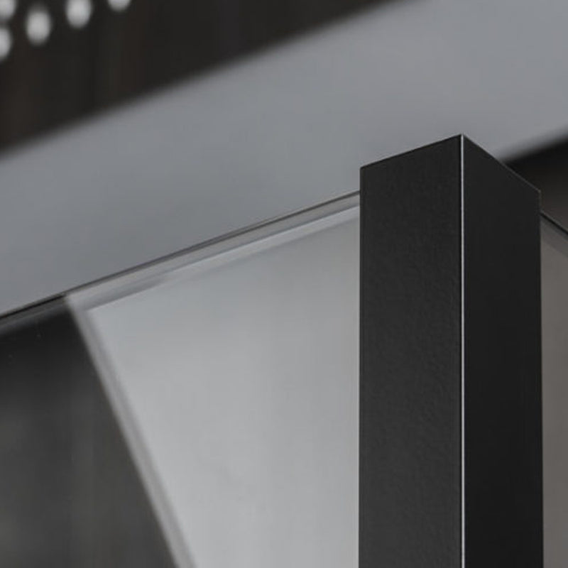 Parete doccia Walk In cm 90 in cristallo temperato trasparente 8mm collezione Beauty Industrial con profili neri by CeramicStore | Lo specialista del tuo bagno