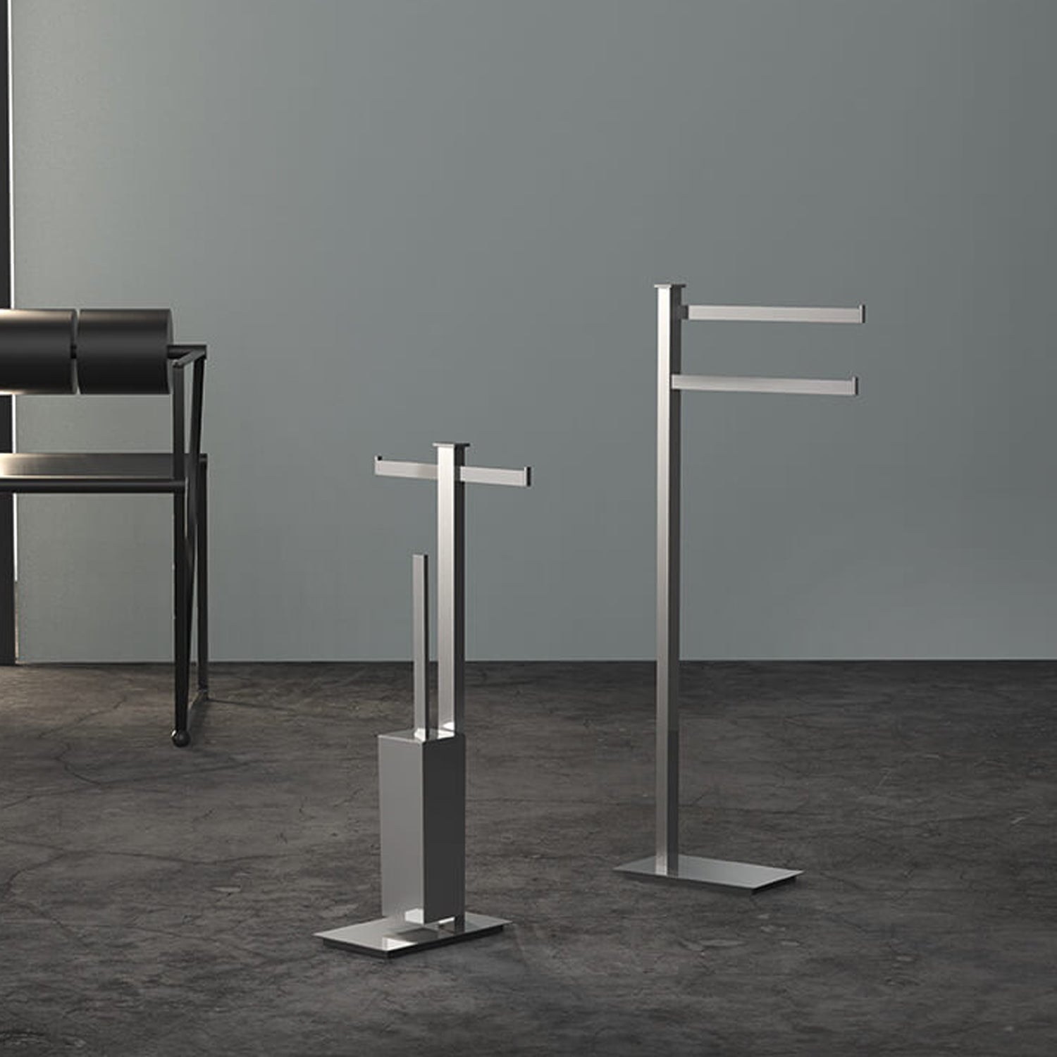 Piantana con doppio porta rotolo e porta scopino in ottone Units di Colombo Design by CeramicStore | Lo specialista del tuo bagno