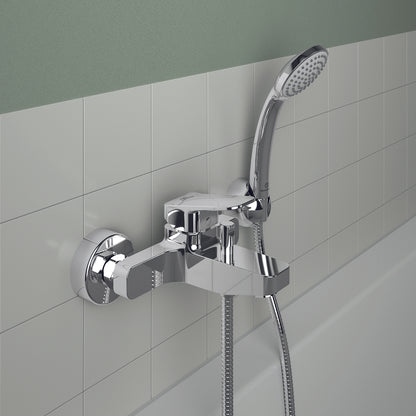 Miscelatore esterno per doccia o vasca di marca Ideal Standard Ceraplan con doccetta by CeramicStore | Lo specialista del tuo bagno