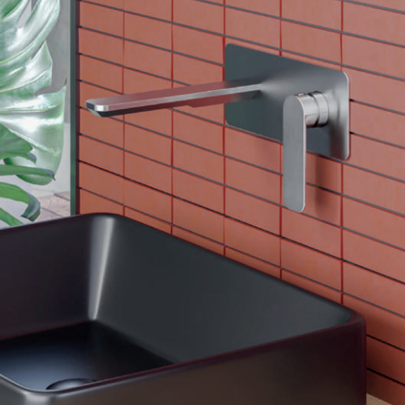 Miscelatore monocomando lavabo murale con piastra RubiFlux serie Azzurro canna 20 cm - Satinato by CeramicStore | Lo specialista del tuo bagno