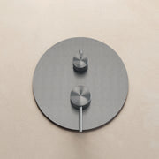 Miscelatore monocomando a incasso per doccia con deviatore RubiFlux serie Aria - Acciaio satinato by CeramicStore | Lo specialista del tuo bagno