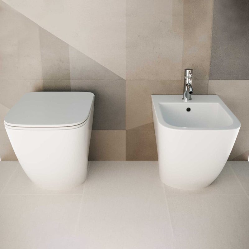 Sanitari filomuro senza brida con copriwater soft close BathCore serie Nilo L 36 x P 52 x H 42 cm - Bianco lucido