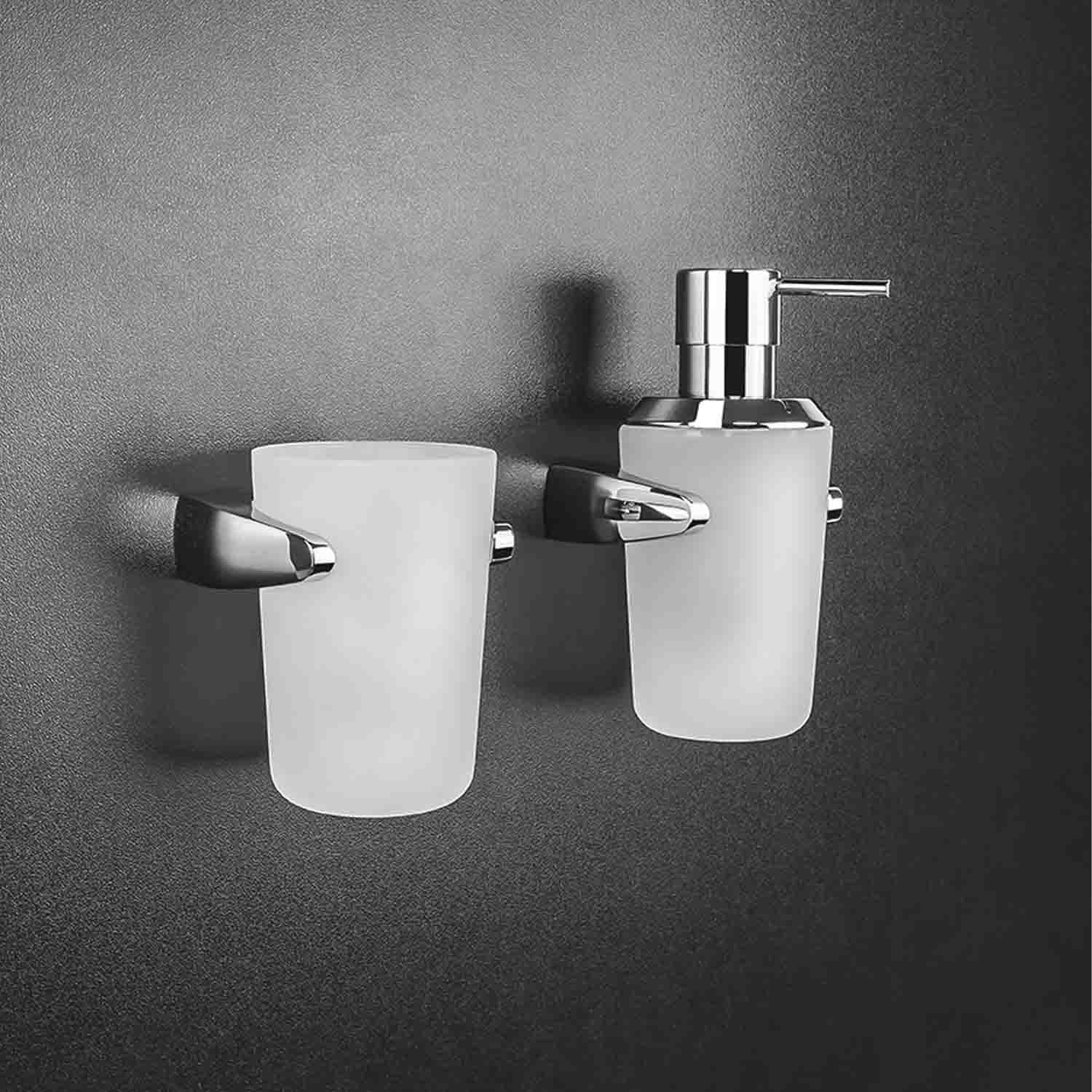 Spandisapone in ottone e vetro acidato collezione Road di Colombo Design by CeramicStore | Lo specialista del tuo bagno