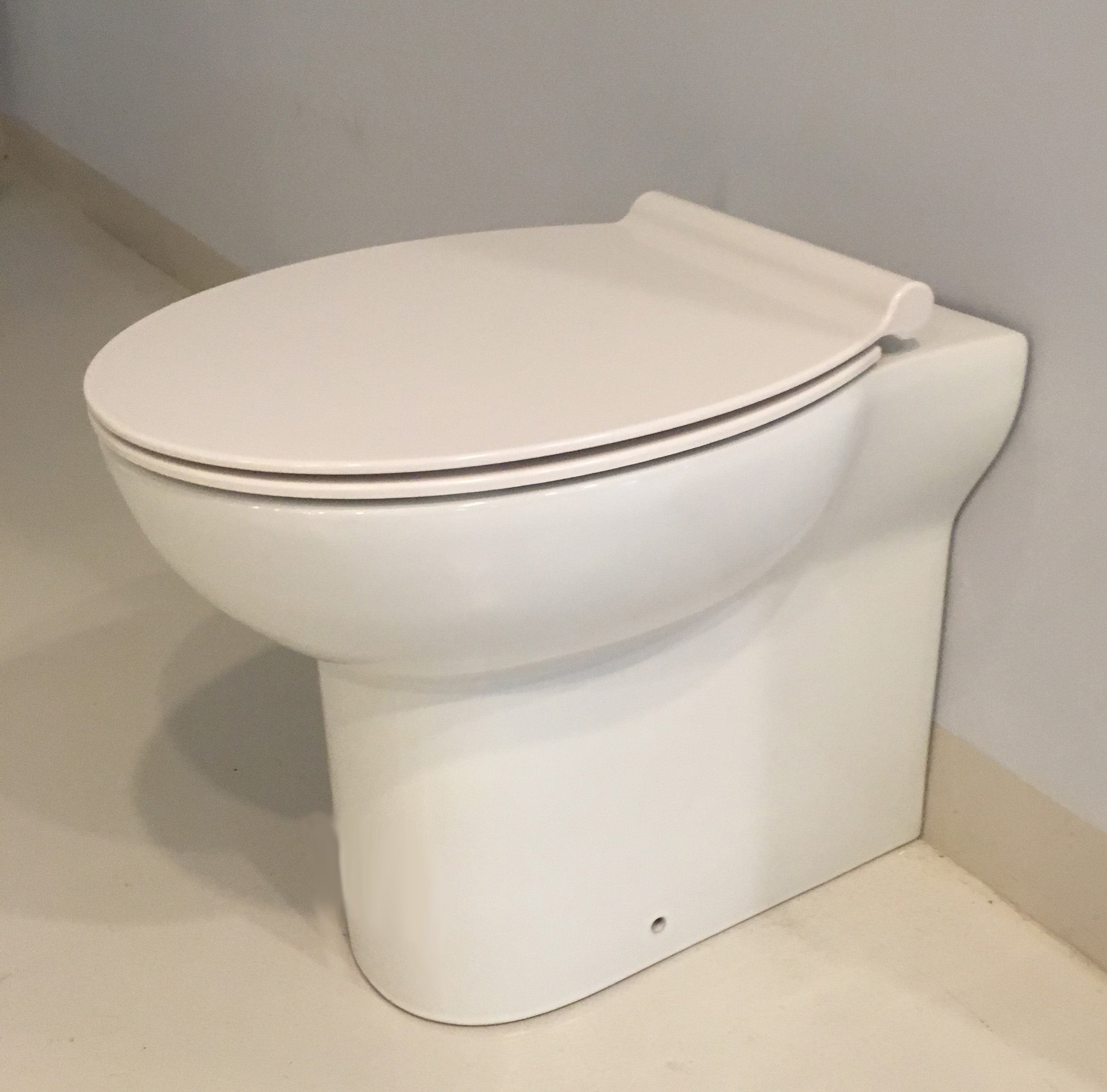 Sanitari filo parete ceramica azzurra fast wc + bidet + sedile soft close slim