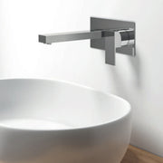 Miscelatore monocomando lavabo murale con piastra RubiFlux serie Rose canna 20 cm - Cromo by CeramicStore | Lo specialista del tuo bagno