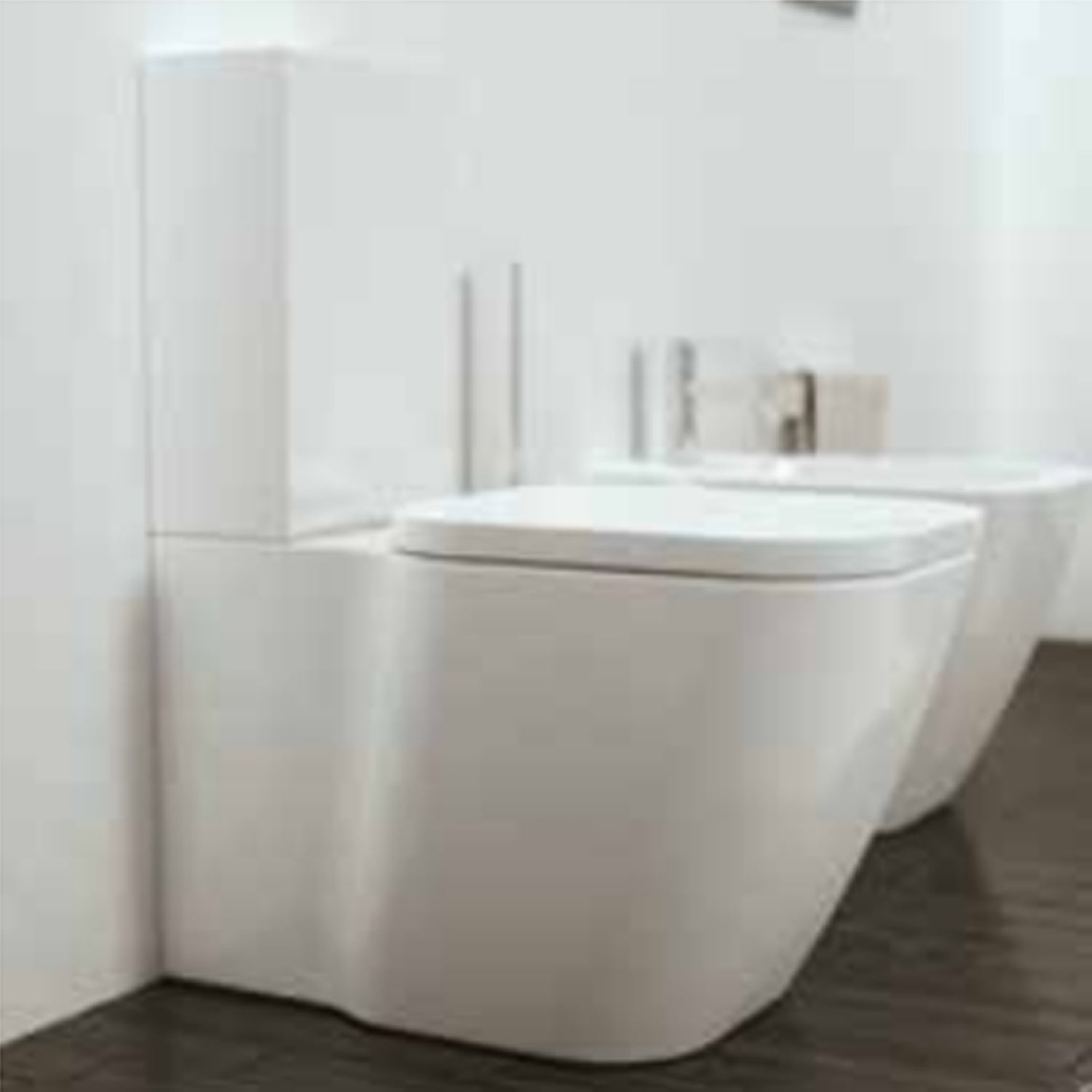 Wc monoblocco modello F50 Domus Falerii 69x37 cm con sedile a chiusura tradizionale