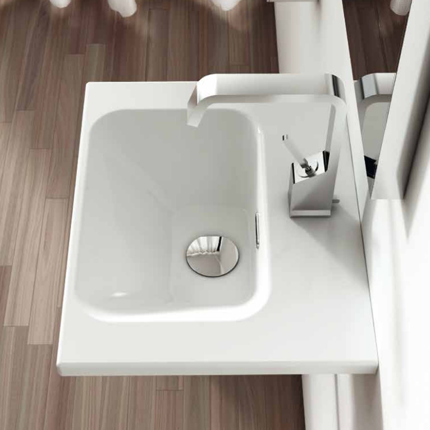 Lavabo Sospeso o da Incasso Domus Falerii modello F50 70x39 cm by CeramicStore | Lo specialista del tuo bagno