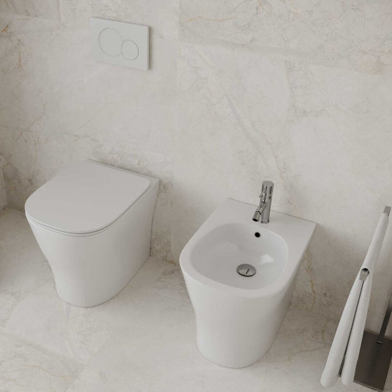 Sanitaires encastrés avec abattant WC à fermeture douce BathCore série Eira - Blanc brillant