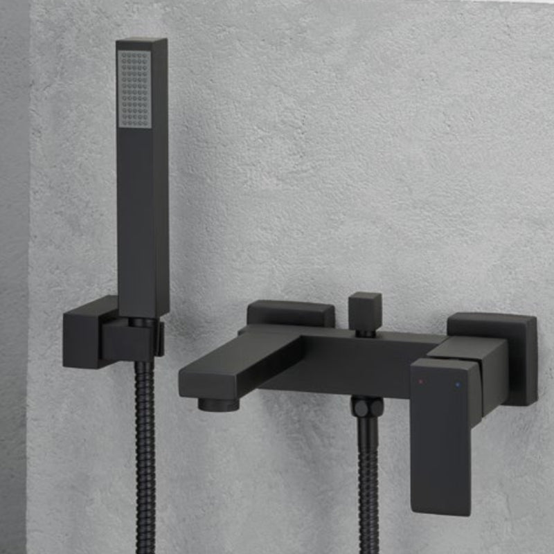 Miscelatore vasca da esterno con deviatore in ottone verniciato nero opaco Perla Nera by CeramicStore | Lo specialista del tuo bagno