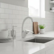 Miscelatore monocomando lavabo cucina con bocca girevole bianco opaco by CeramicStore | Lo specialista del tuo bagno