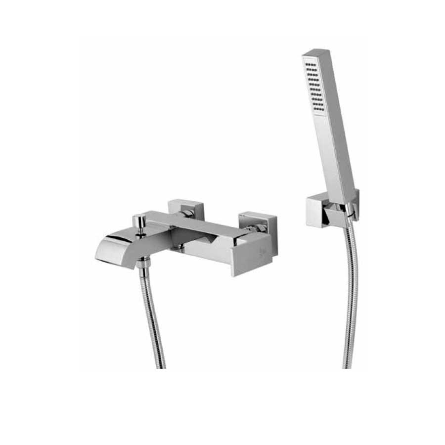 Rubinetto di forma quadrata per Vasca con set Doccia finitura cromata con corpo a muro in ottone collezione More di Argo Rubinetterie