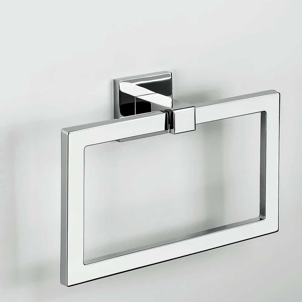 Porta salviette ad Anello di forma squadrata in ottone cromato Colombo Design collezione BasicQ Con fissaggio a tassello by CeramicStore | Lo specialista del tuo bagno