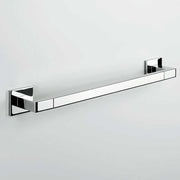 Porta salviette da bagno cm 39,5 di forma squadrata in ottone cromato Colombo Design collezione BasicQ Con fissaggio a tassello by CeramicStore | Lo specialista del tuo bagno