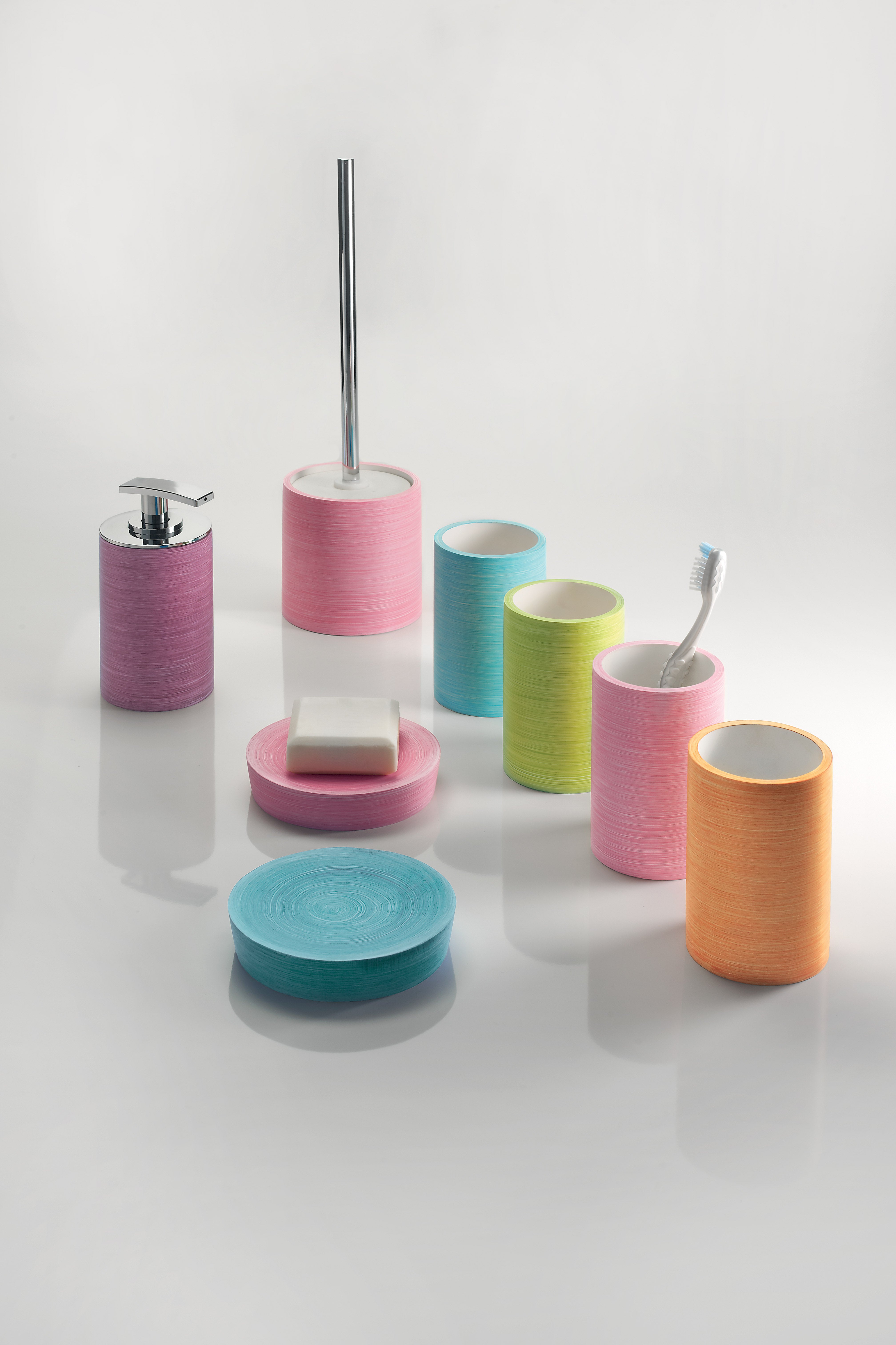 Scopino da appoggio Gedy serie Sole - Viola by CeramicStore | Lo specialista del tuo bagno