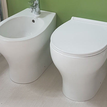 Sanitari filomuro senza brida Innova Denver wc