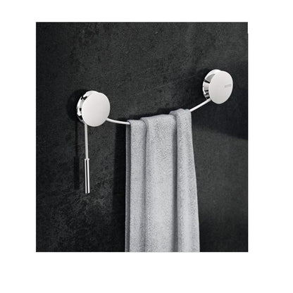 Porta asciugamani a muro in alluminio cromato della collezione 'Diabolo' by Cosmic - Corda bianca by CeramicStore | Lo specialista del tuo bagno