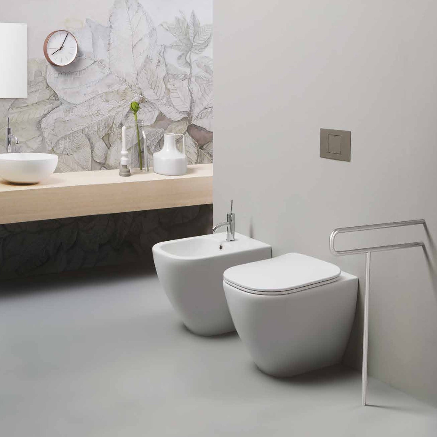 Santari filomuro serie Forever h48 Terza Età in ceramica bianca con coprivaso chiusura tradizionale- Disegno Ceramica