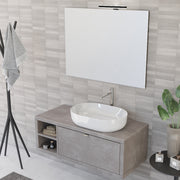 Composizione bagno sospesa Nyumba a 1 cassetto e vano a giorno con lavabo, specchio e lampada LED 110x40 cm grigio caldo by CeramicStore | Lo specialista del tuo bagno