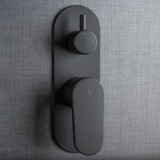 Miscelatore ad incasso rotondo per doccia con deviatore 2 vie RubiFlux Roller Mud - Grigio Fango by CeramicStore | Lo specialista del tuo bagno