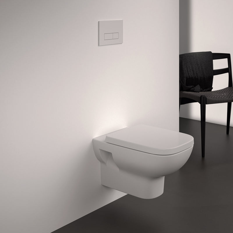 Vaso sospeso Ideal Standard modello I.life A 54x36 cm con sedile chiusura tradizionale