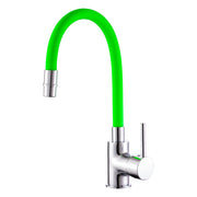 Miscelatore cucina con canna flessibile e girevole in silicone verde Mixlav by CeramicStore | Lo specialista del tuo bagno