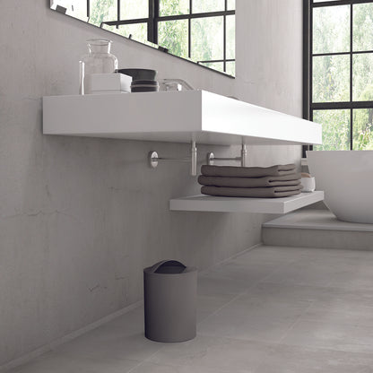 Cestino bagno da appoggio modello Eye di Gedy - Grigio by CeramicStore | Lo specialista del tuo bagno