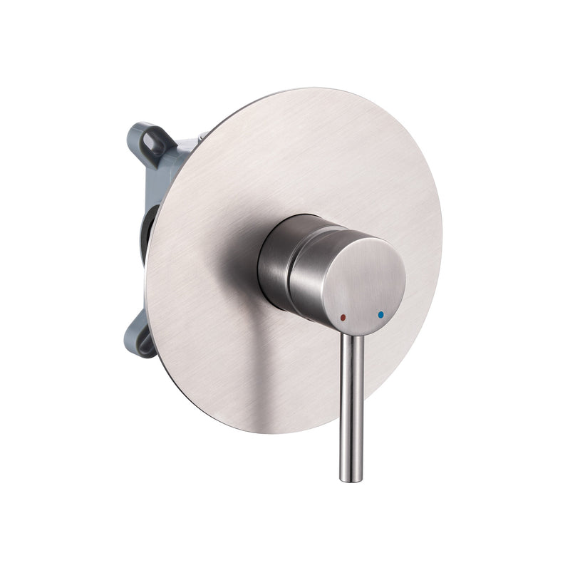 Composizione di miscelatori per lavabo alto, bidet e doccia a una via serie TriaSix in acciaio 316 spazzolato by CeramicStore | Lo specialista del tuo bagno