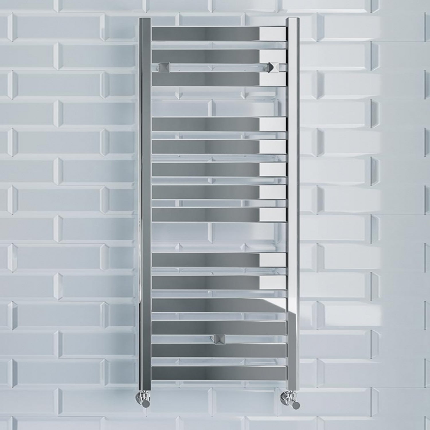 Termoarredo scaldasalviette cromato Lazzarini Capri 1150x500 interasse 450 by CeramicStore | Lo specialista del tuo bagno