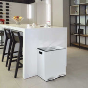 Elegante pattumiera da cucina per raccolta differenziata da 40 Lt realizzata in acciaio Bianco Opaco