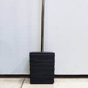 Scopino da appoggio con ciuffo in setole Gedy serie Quadrotto Nero - VERSIONE OUTLET by CeramicStore | Lo specialista del tuo bagno