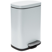 Pattumiera a pedale modello Akira in acciaio capienza 5 litri colore bianco opaco by CeramicStore | Lo specialista del tuo bagno