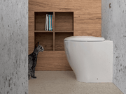 WC filo muro con profonditàÂ ridotta - Domus Falerii Mascalzone con sedile Soft Close