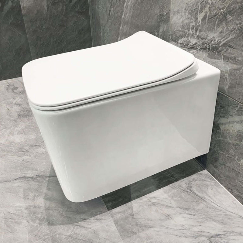 Sanitari sospesi senza brida in ceramica wc-bidet-sedile soft-close slim modello Tak di Althea