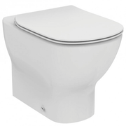 Sanitari filo muro Ideal Standard Tesi con scarico traslato e AquaBlade con sedile termoindurente chiusura rallentata