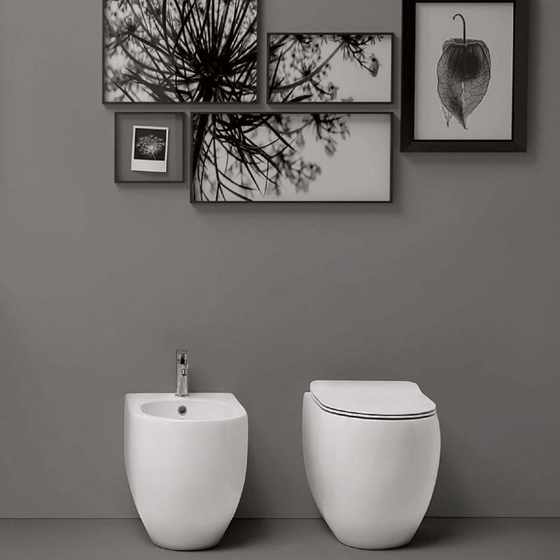 Sanitari filomuro 48x36 cm collezione Flo Kerasan con sedile soft close