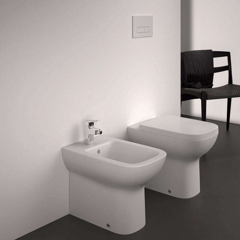 Vaso filomuro Ideal Standard I.life A 54x35