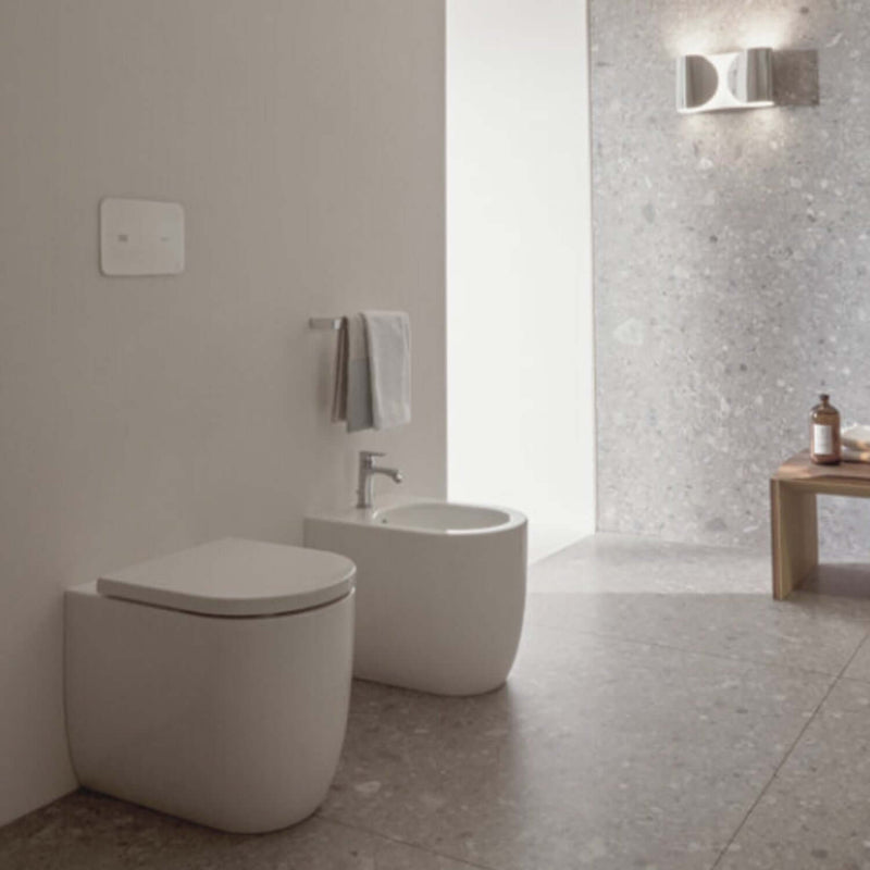 Bidet filomuro Ideal Standard modello Blend Curve 56x35