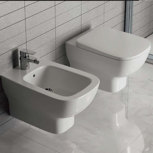 Sanitari sospesi Ideal Standard Esedra Wc + bidet + sedile slim chiusura tradizionale