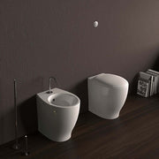 Sanitari filomuro moderni Domus Falerii modello Mascalzone con sedile SoftClose