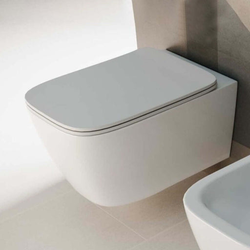 Vaso sospeso con copriwater soft close Nilo BathCore L 36 Ã— P 52 Ã— H 34 cm â€“ Bianco lucido