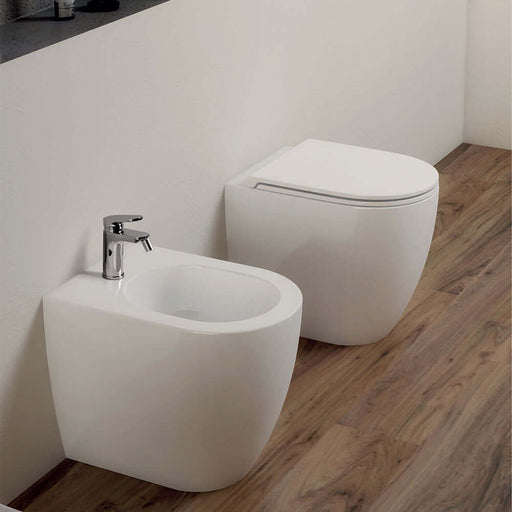 Sanitari filomuro serie Comoda Ceramica Azzurra 50x36x42H cm con sedile - Bianco lucido