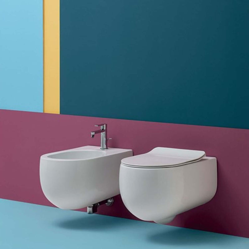 Sanitari sospesi senza brida 54x37 cm collezione Flo Kerasan con sedile soft close