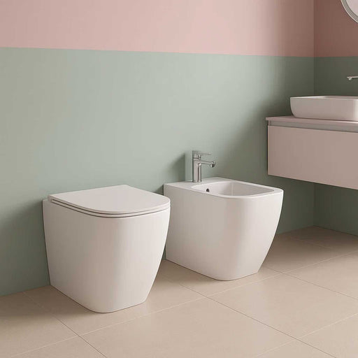 Sanitari filoparete con scarico Multi senza brida 50x36 cm modello Genesis Ceramica Globo - sedile soft close