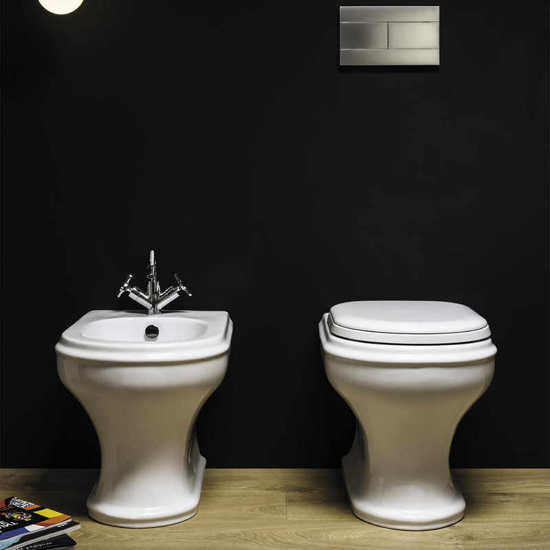 Sanitari filomuro con scarico traslato Azzurra serie Charme con sedile soft close