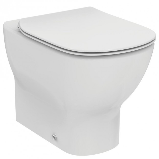 Sanitari filo muro Ideal Standard Tesi AquaBlade con scarico traslato con sedile termoindurente