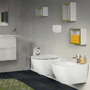 Coppia di sanitari sospesi AcquaBlade serie Tesi di Ideal Standard con sedile slim soft close Bianco Seta